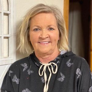 Meet your Posher, Linda